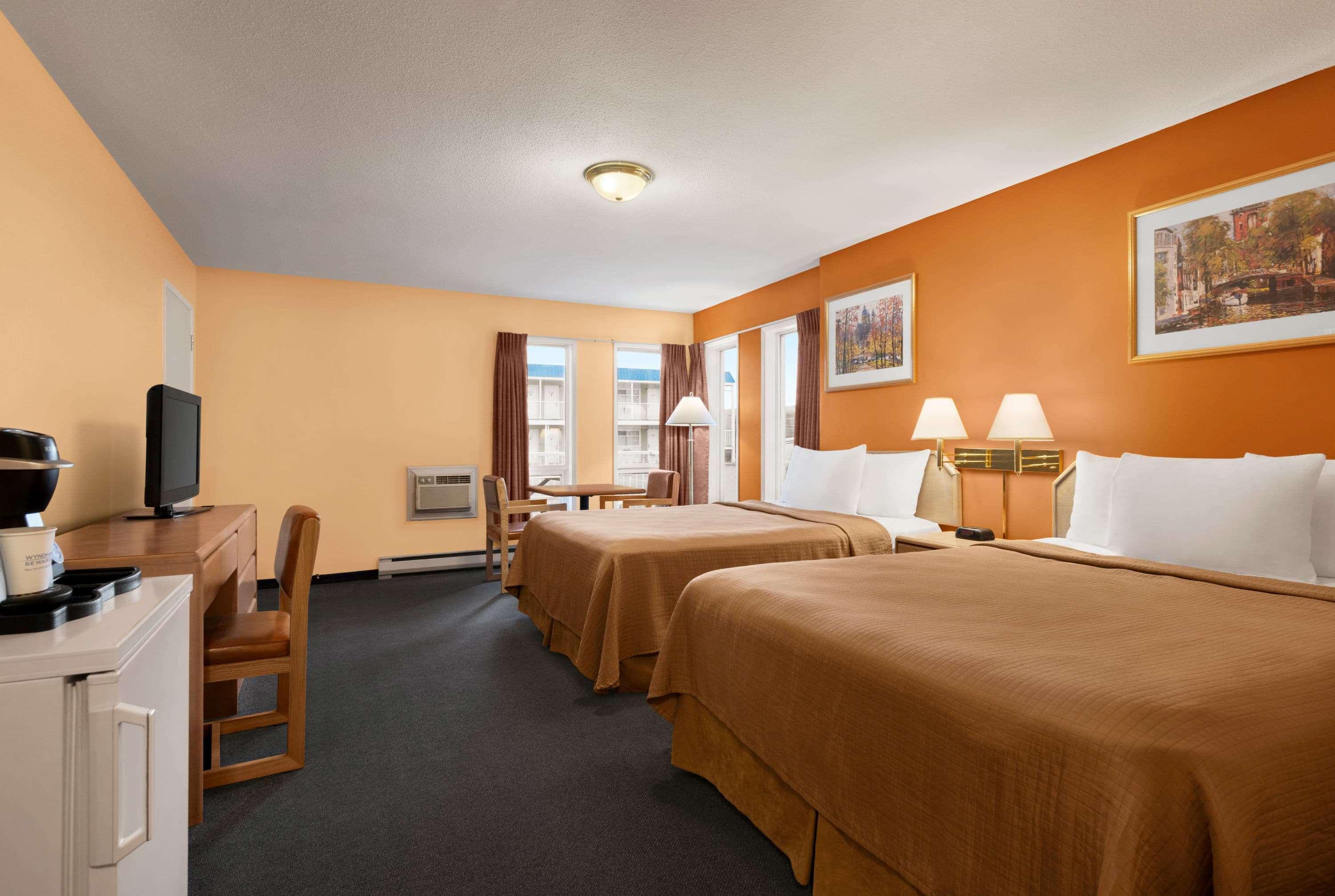 Travelodge By Wyndham Quesnel Bc Dış mekan fotoğraf