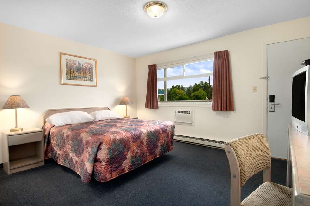 Travelodge By Wyndham Quesnel Bc Oda fotoğraf